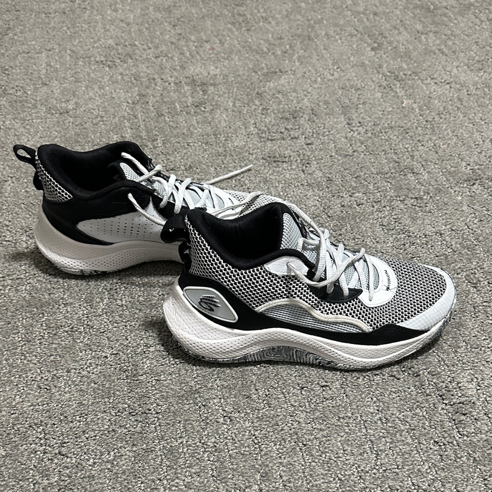 Kids' Curry 3Z24 Basketball Shoe Big Kid
